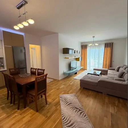 Quiet Upscale Area With Stunning View Apartment Tirana